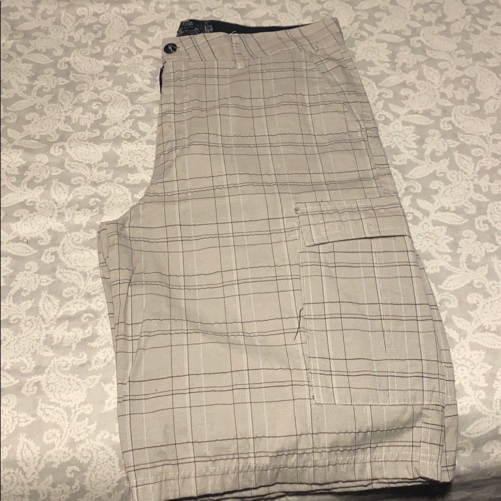 Men’s Cargo Shorts - 34 Waist